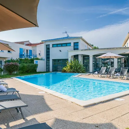 Lagrange Les Carrelets Aparthotel