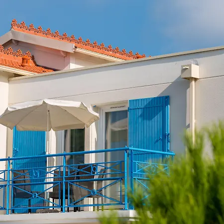 Aparthotel Lagrange Les Carrelets 3*