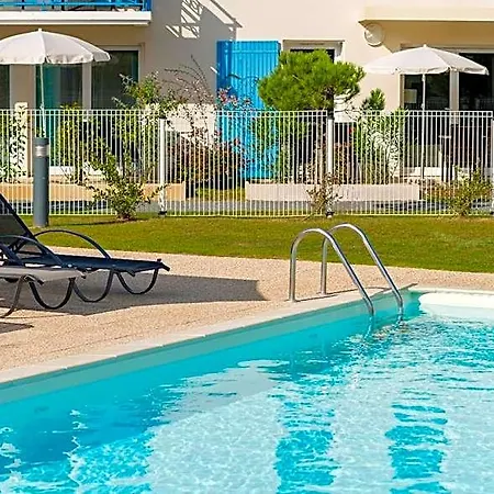 Aparthotel Lagrange Les Carrelets 3*