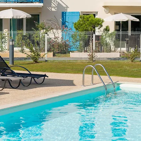 Appart hôtel Lagrange Les Carrelets 3*