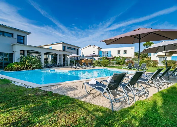 Appart hôtel Lagrange Les Carrelets 3*