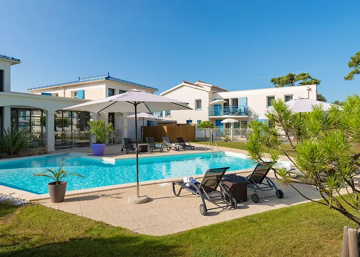 Lagrange Les Carrelets Appart hôtel